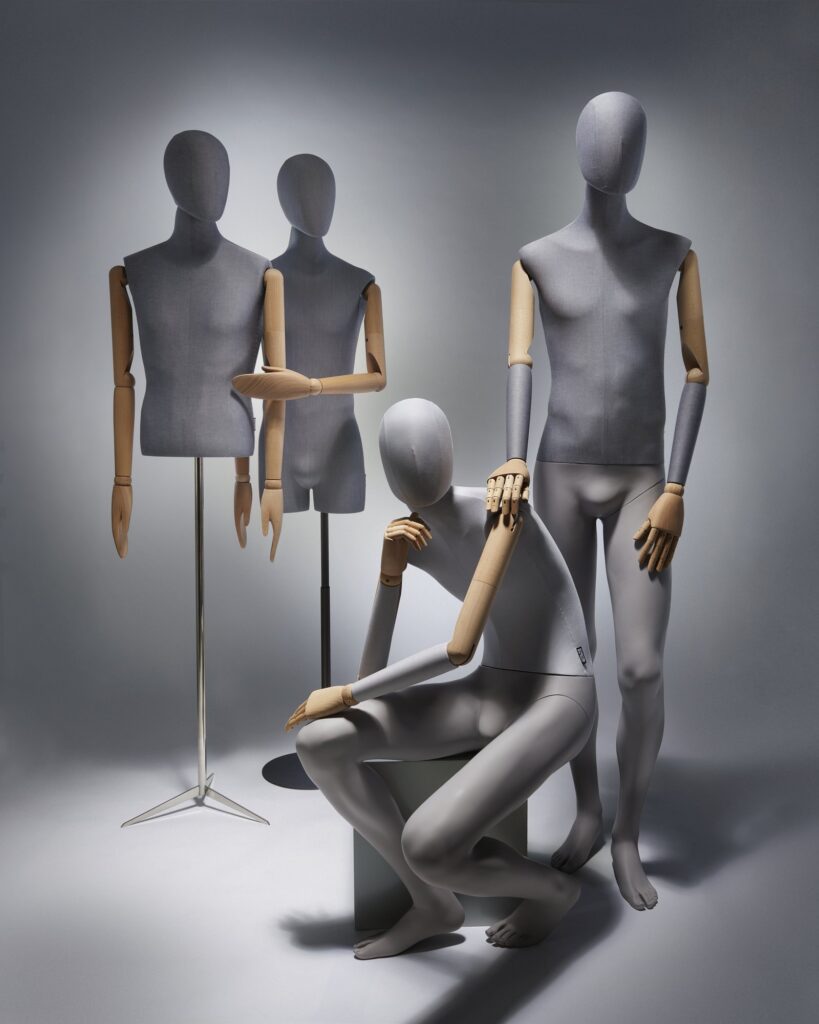 Noa Visual Group mannequins in a studio
